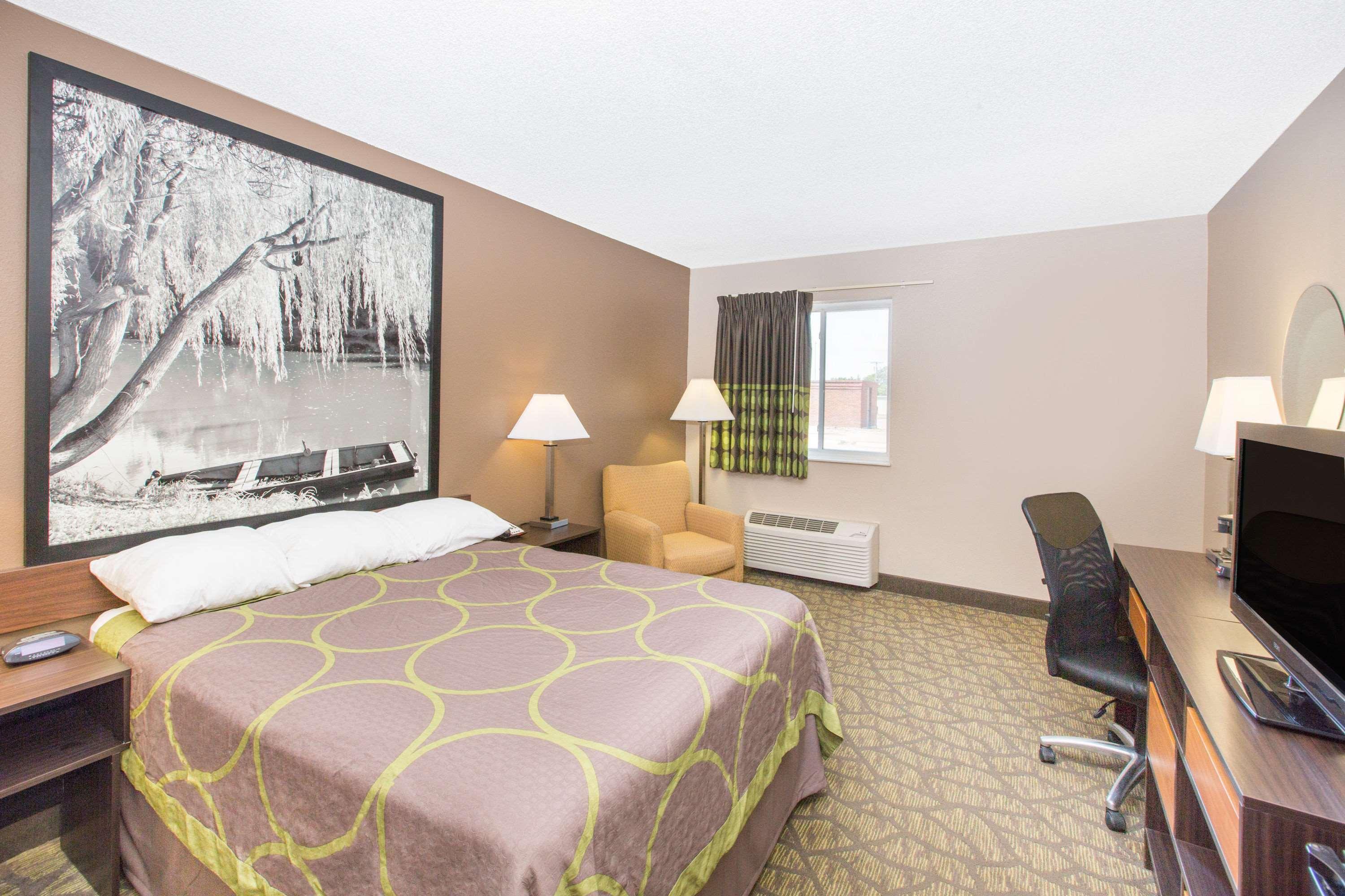 Super 8 By Wyndham Belleville Extérieur photo
