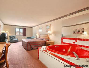 Super 8 By Wyndham Belleville Extérieur photo